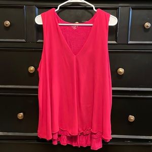 Gauzy Slit-back Tank - XL